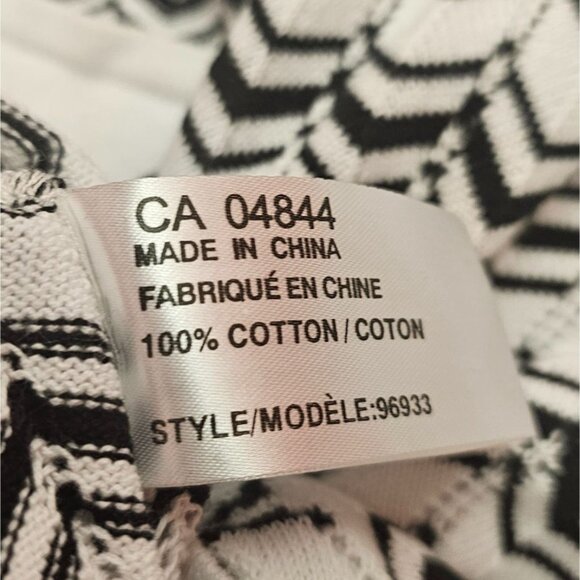 Tradition Womens Black & White Chevron Pattern Top Sz L/G 16 (14-16) - Picture 9 of 10